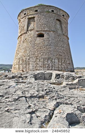 Antik taş Saat Kulesi
