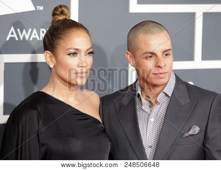 LOS ANGELES - FEB 10:  Jennifer Lopez & Casper Smart arrives to the 2013 Grammy Awards  on February 10, 2013 in Hollywood, CA                