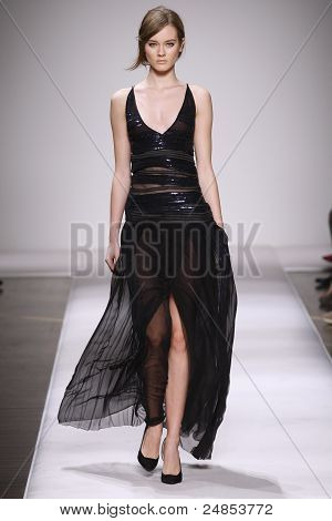 Gianfranco Ferre ฤดูใบไม้ร่วง/ฤดูหนาว 2011 คอลเลกชัน - มิลาน