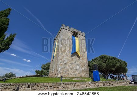 Pinhel, Portugal, June 2017: Celebration Of The Medieval Fair In The Walled Enclosure Of The Castle 