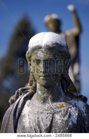 Atacar a estátua