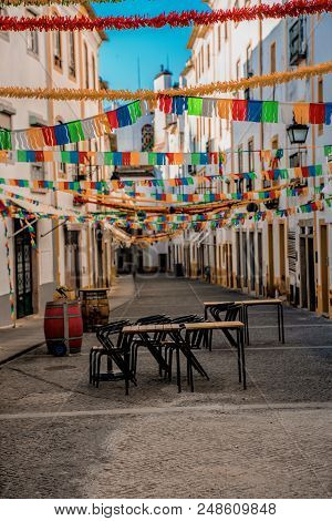 Evora, Portugal - June 7, 2018 : Street View Of The Historic Centre Of Evora, Portugal. Evora Is A U