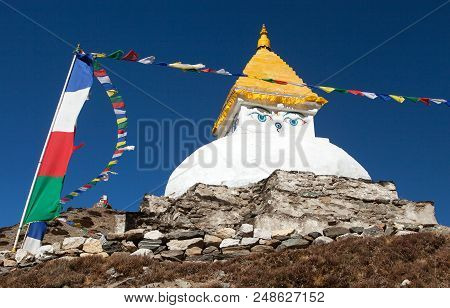 Stupa Near Dingboche Village With Prayer Flags - Way To Mount Everest Base Camp - Khumbu Valley - Ne