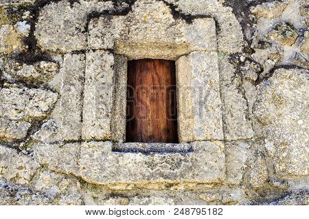 Detail Of The Rotating Timber Wheel Of The House Of The Wheel In Caria, Castelo Branco, Portugal