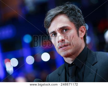 Gael Garcia Bernal attends the 'Museum' (Museo) premiere during the 68th Berlinale International Film Festival Berlin at Berlinale Palast on February 22, 2018 in Berlin, Germany.