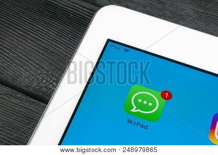 Sankt-petersburg, Russia, July 6, 2018: Whatsapp (wzpad) Messenger Application Icon On Apple Ipad Pr
