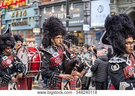 London, January 26, 2020. Shree Muktajeevan Swamibapa Pipe Band. Members Of Parade In London Chinato