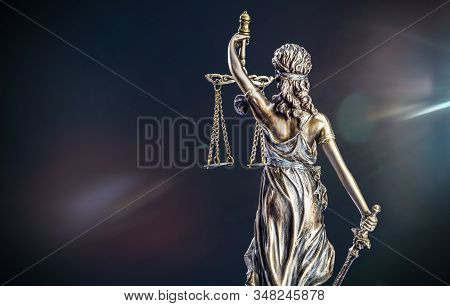 The Statue Of Justice - Lady Justice Or Iustitia / Justitia The Roman Goddess Of Justice