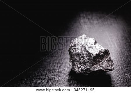 Palladium Is A Chemical Element That At Room Temperature Contracts In The Solid State. Metal Used In