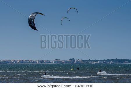 ผู้เข้าร่วมชิงแชมป์แห่งชาติ Kitesurf โปรตุเกส 2012