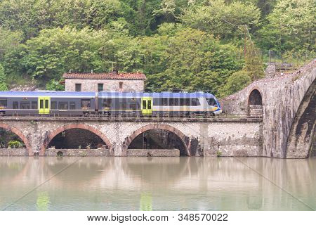 Tuscany. Italy. May 2019. Bridge Of A Devil. Bridge Over The River In Tuscany. Built In The 11 Centu