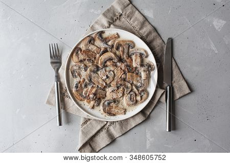 Stewed Mushrooms In Sour Cream With Portulak.fresh Mushroom Stew With Vegetables.