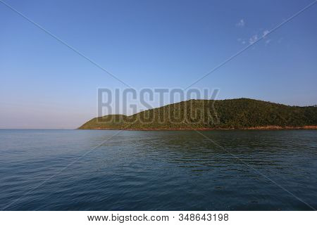 Daytime Island View In Thailand,chong Samaesarn Is A Popular Tourist Destination.