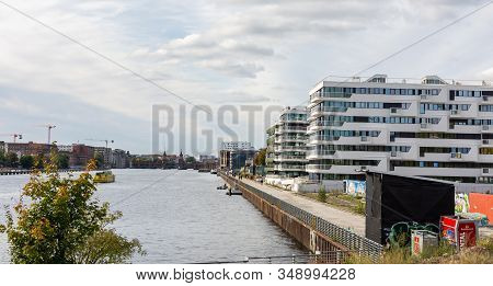 Berlin, Germany- October 6, 2019: View Of The Oberbaunum Bridge And Tv Tower And The Spree River Emb