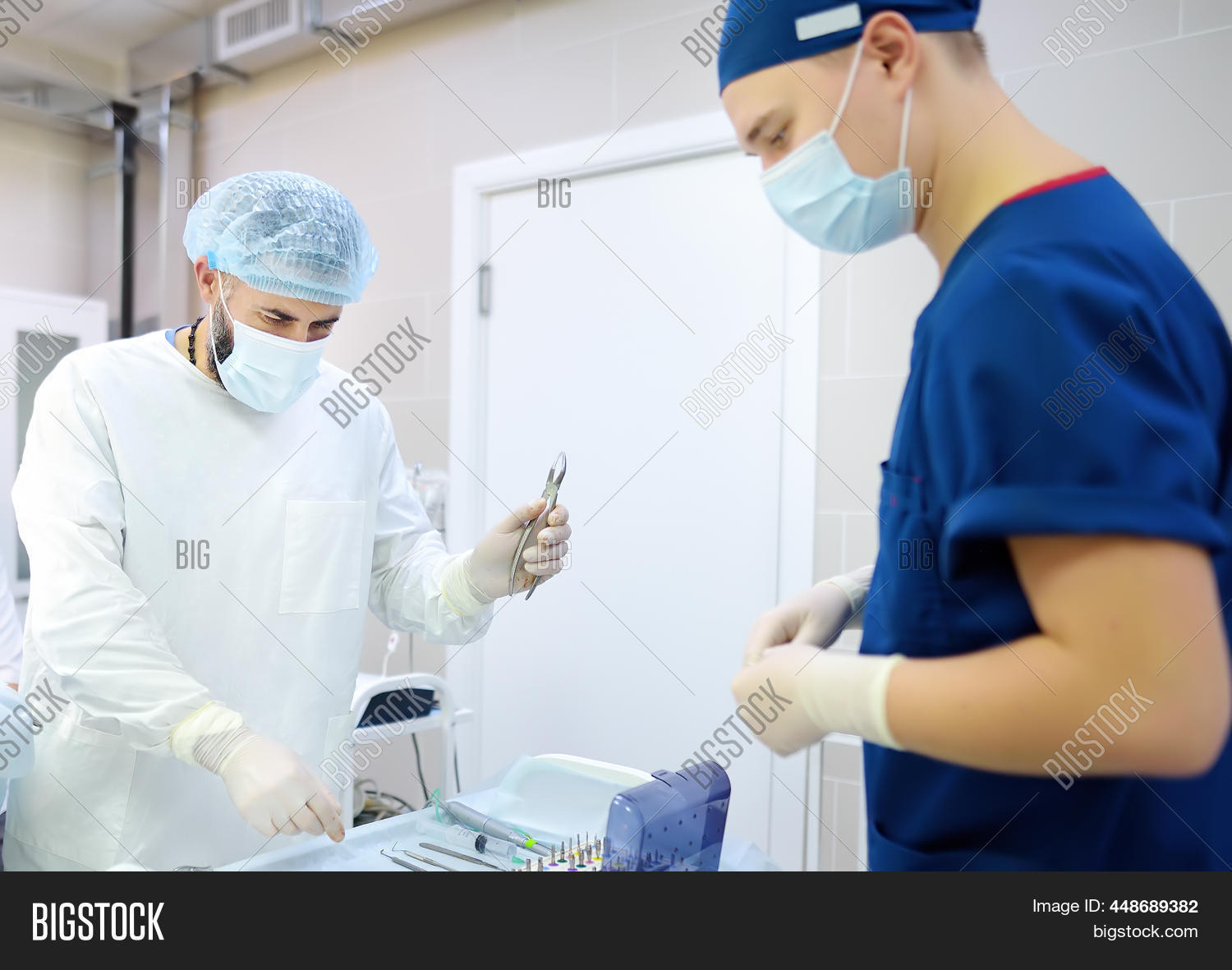 Orthodontic Surgeon Image & Photo (Free Trial) Bigstock