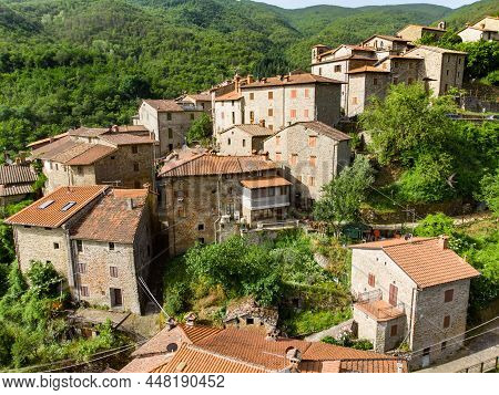Aerial View Of Beautiful Raggiolo Village, Located On The Eastern Slopes Of Pratomagno, Surrounded B