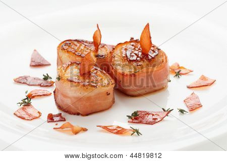Vieiras envolto em bacon e pan seared