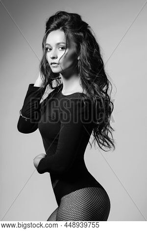Sexy Figure Images, Illustrations & Vectors (Free) - Bigstock