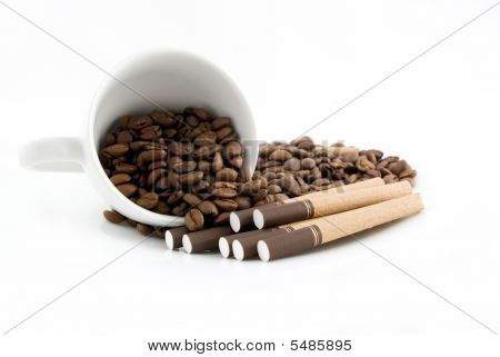 Káva a cigarety