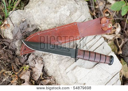 Hunting Knife With Leather Case