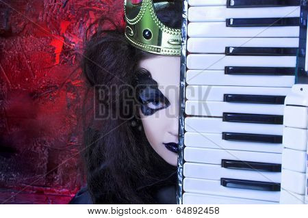 Mad queen.