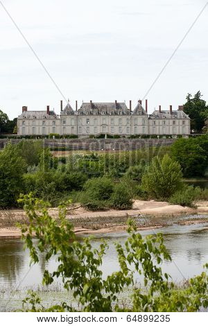 Chateau de Menars