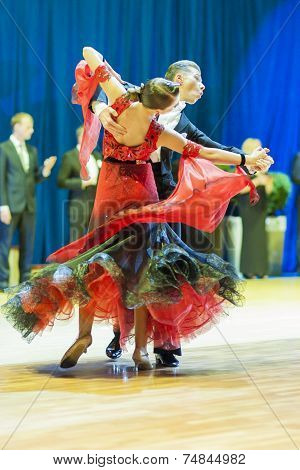 Minsk-belarus, October 19, 2014: Unidentified Dance Couple Performs Youth-2 Standard European Progra