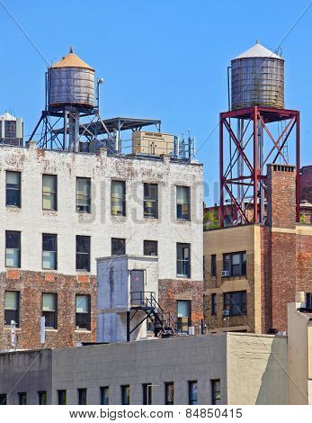 Apartments with water towers in New York City