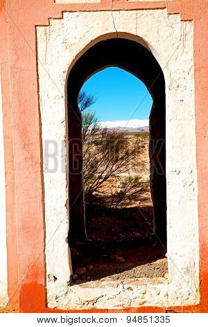 Gate   In Todra   Africa And  Village