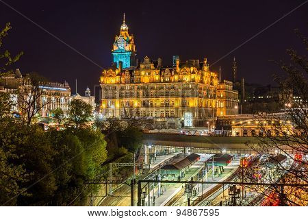 Waverley Railway Station In Edinburgh - Scotland