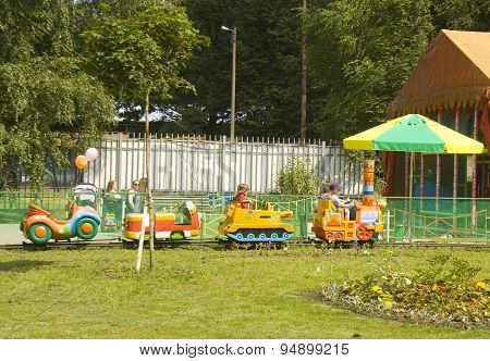 People Rest In Park Izmaylovsky