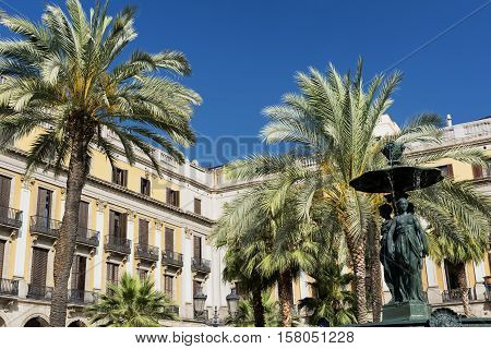 Barcelona (Catalunya Spain): Plaza Real (Placa Reial Royal Square) near the ramblas