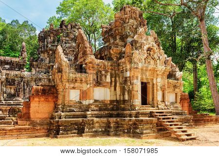 Entrance To Ancient Thommanon Temple In Angkor, Siem Reap