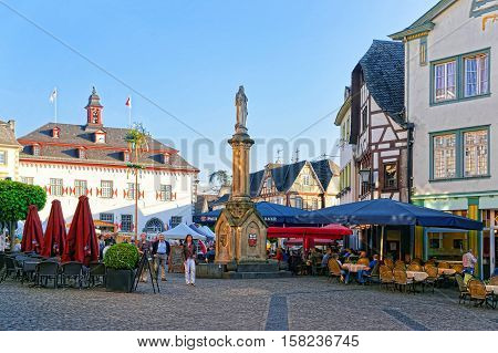 City Hall And Street Market Marktplatz Linz Am Rhein