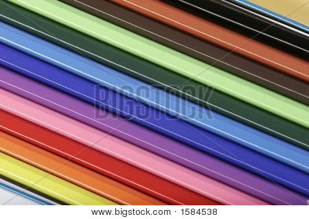 Una foto de lápices de colores 2