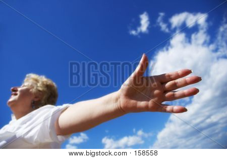 Freien Frau im Himmel Hintergrund