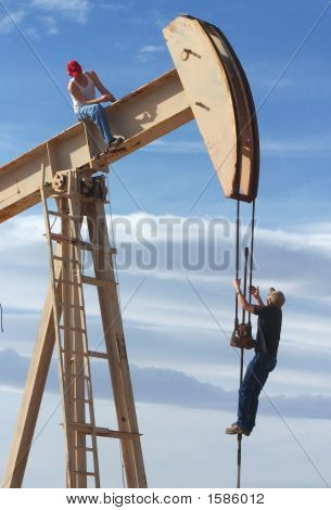 Drenge på en pumpe Jack