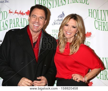 LOS ANGELES - NOV 27:  Mark Steines, Debbie Matenopoulos at the 85th Annual Hollywood Christmas Parade at Hollywood Boulevard on November 27, 2016 in Los Angeles, CA