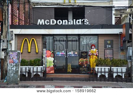 Ronald Mcdonald Character Near Mcdonalds Restaurant