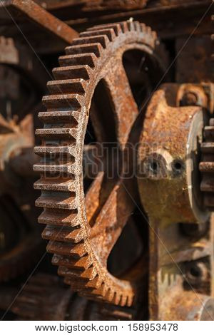 rusty gears and winch mechanism