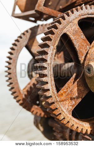 rusty gears and winch mechanism