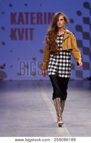 Ukrainian Fashion Week Ss19: Collection By Katerina Kvit