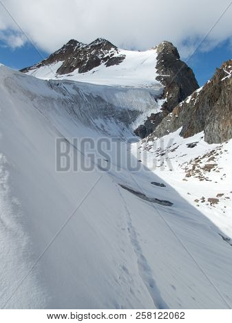 Beautiful Glacier Hike And Clim To Weisskugel Mountain