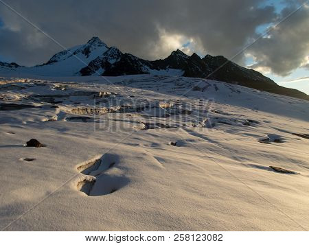 Beautiful Glacier Hike And Clim To Weisskugel Mountain
