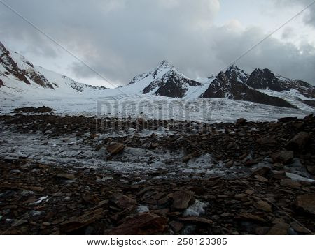 Beautiful Glacier Hike And Clim To Weisskugel Mountain