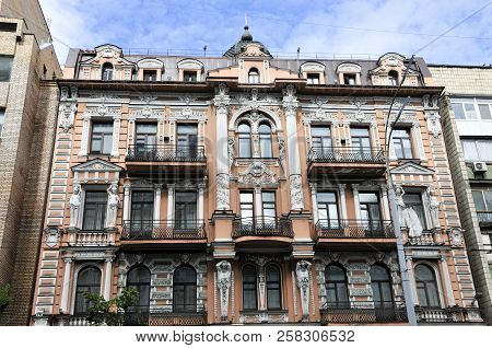 Kiev/ukraine - July 3, 2018: Profitable House On The Street. Saksaganskogo No. 96 (built 1898-1899 G