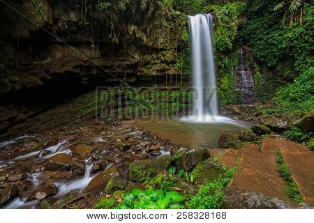 Deep Forest Waterfall Crocker Range Mahua Tambunan, Sabah,malaysia