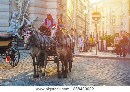 Vienna, Austria - 19.08.2018: Horse-drawn Carriage Or Fiaker, Popular Tourist Attraction, On Michael