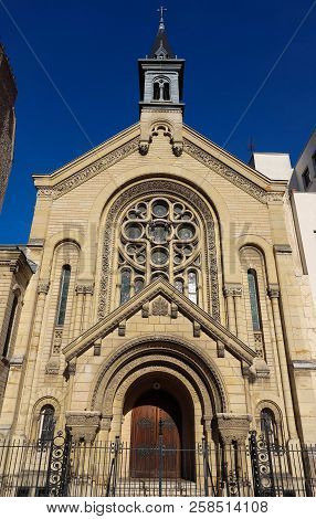 The Lutheran Protestant Church Of Bon-secours Was Founded In 1854 At The Heart Of Faubourg Saint-ant