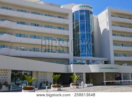 Tenerife,canary Islands,spain - August 5, 2018. View Of Iberostar Sábila - Adults Only Stylish Luxur
